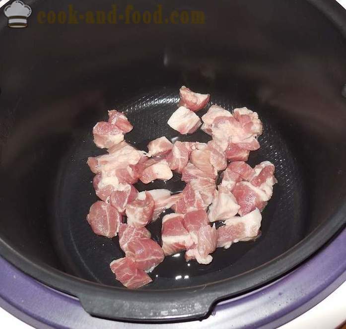 Grochówka w multivarka, z mięsa i kiełbas wędzonych - jak gotować grochówkę - krok po kroku przepis zdjęć