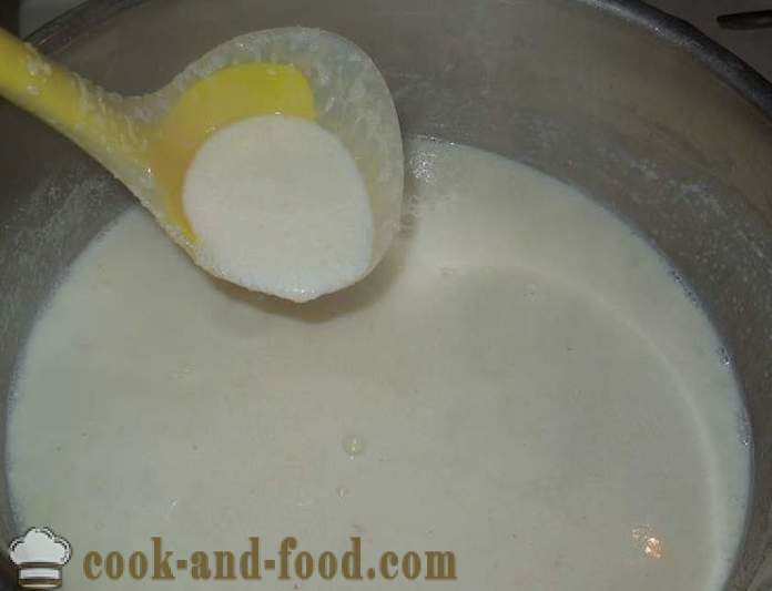 Jak gotować owsiankę z mlekiem bez grudek - krok po kroku przepis na semoliny ze zdjęciami