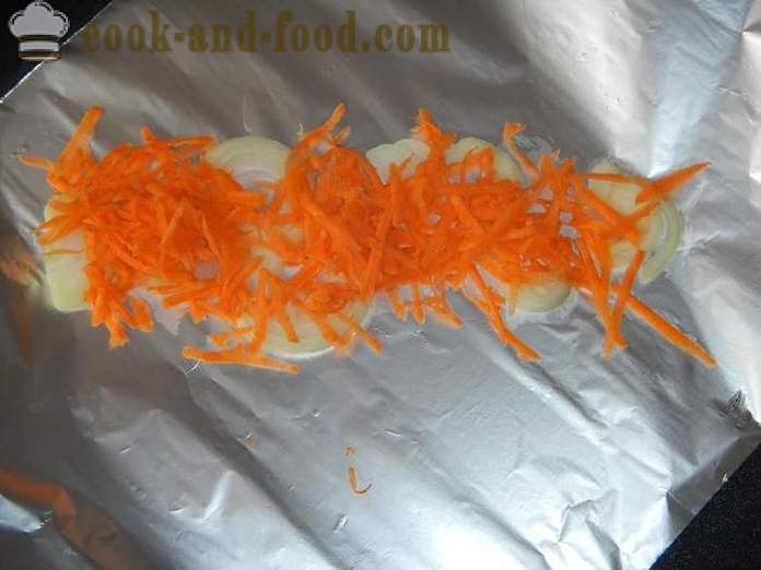 Pollack pyszne pieczone z cebulą i marchewką - jak gotować Pollack w piekarniku - krok po kroku przepis zdjęć