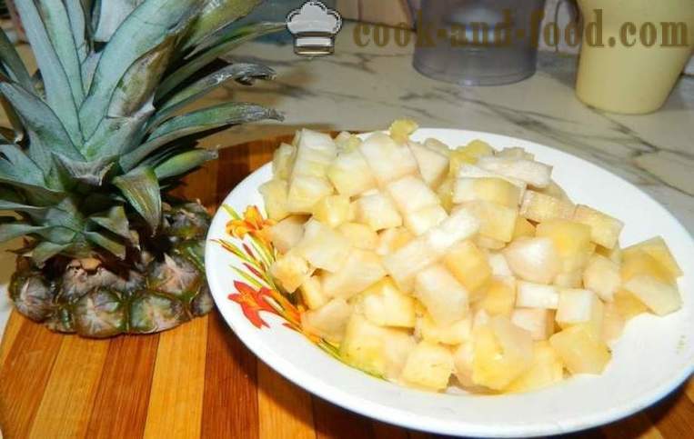 Uroczysty sałatka z ananasa i kraba paluszków - pyszna i prosta Krok po kroku zdjęć receptury