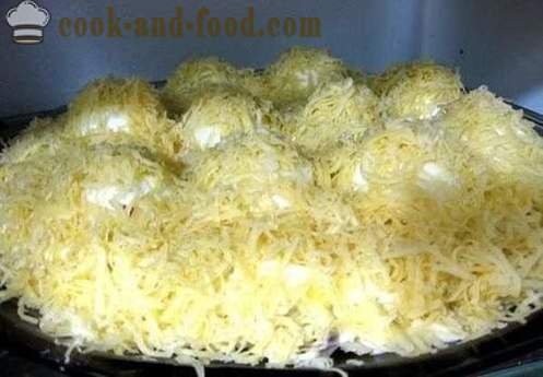 Faszerowane jajka z serem i czosnkiem - dania na zimno, przepis ze zdjęciem