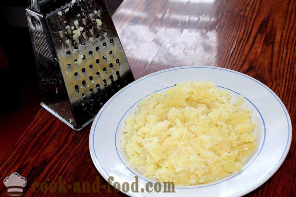 Mimosa Sałatka z Saury i ziemniakami - Jak zrobić sałatkę z ziemniaków i mimozy Saury, krok po kroku przepis zdjęć