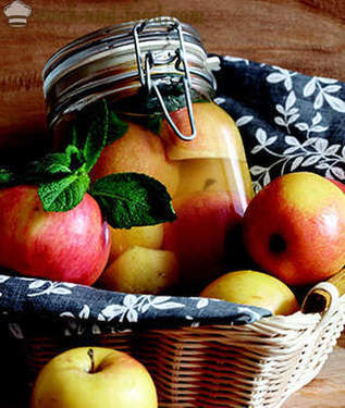 Dżem, sok i kompot: 5 Przepisy jabłek na zimę