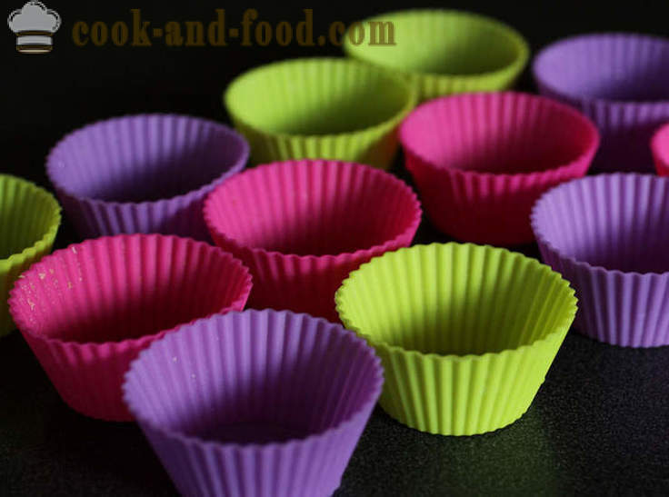 Multi-kolorowe puszki na muffiny - przepisy kulinarne wideo w domu