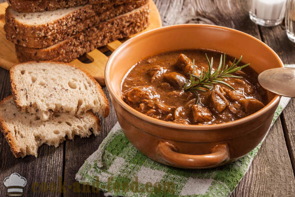 Przepis na dania węgierskie: gulasz z mięsa wieprzowego - recepty wideo w domu